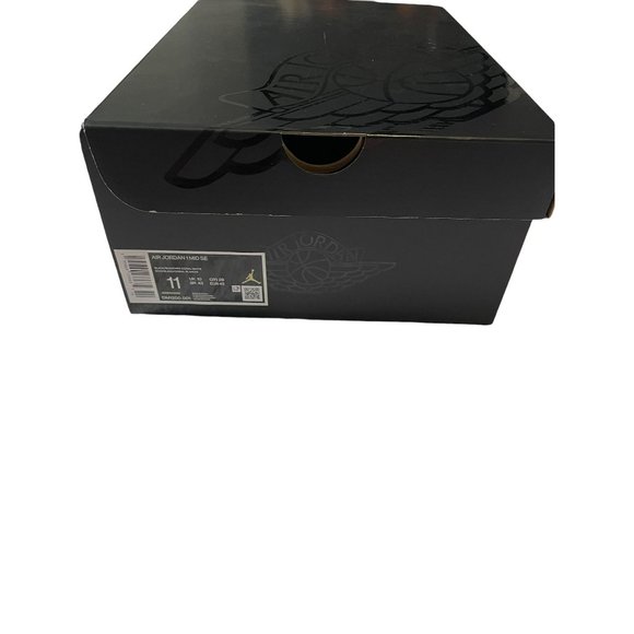 Air Jordan 1 Mid SE - Picture 6 of 9